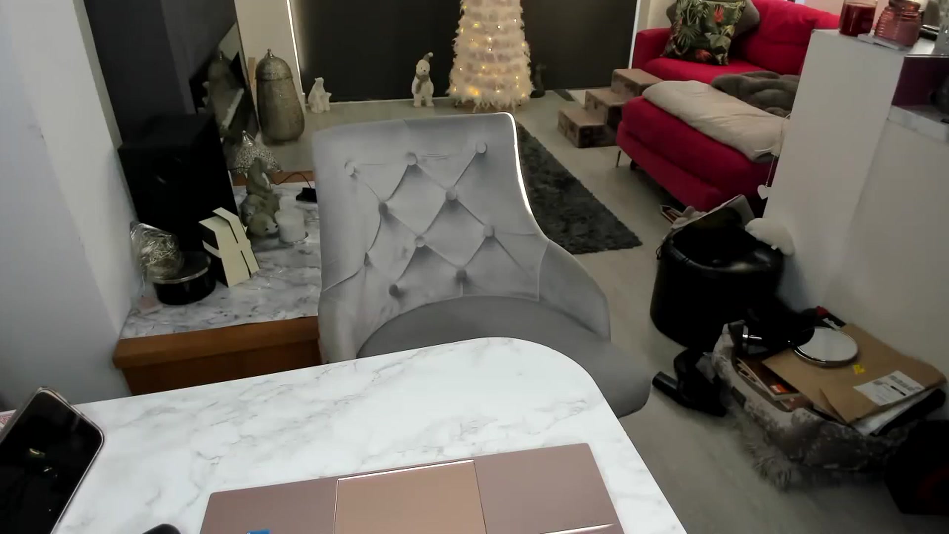 Gallery image thumbnail from Klo35's myfreecams stream on, 12/16/2023, 14:20 image 13 of 20