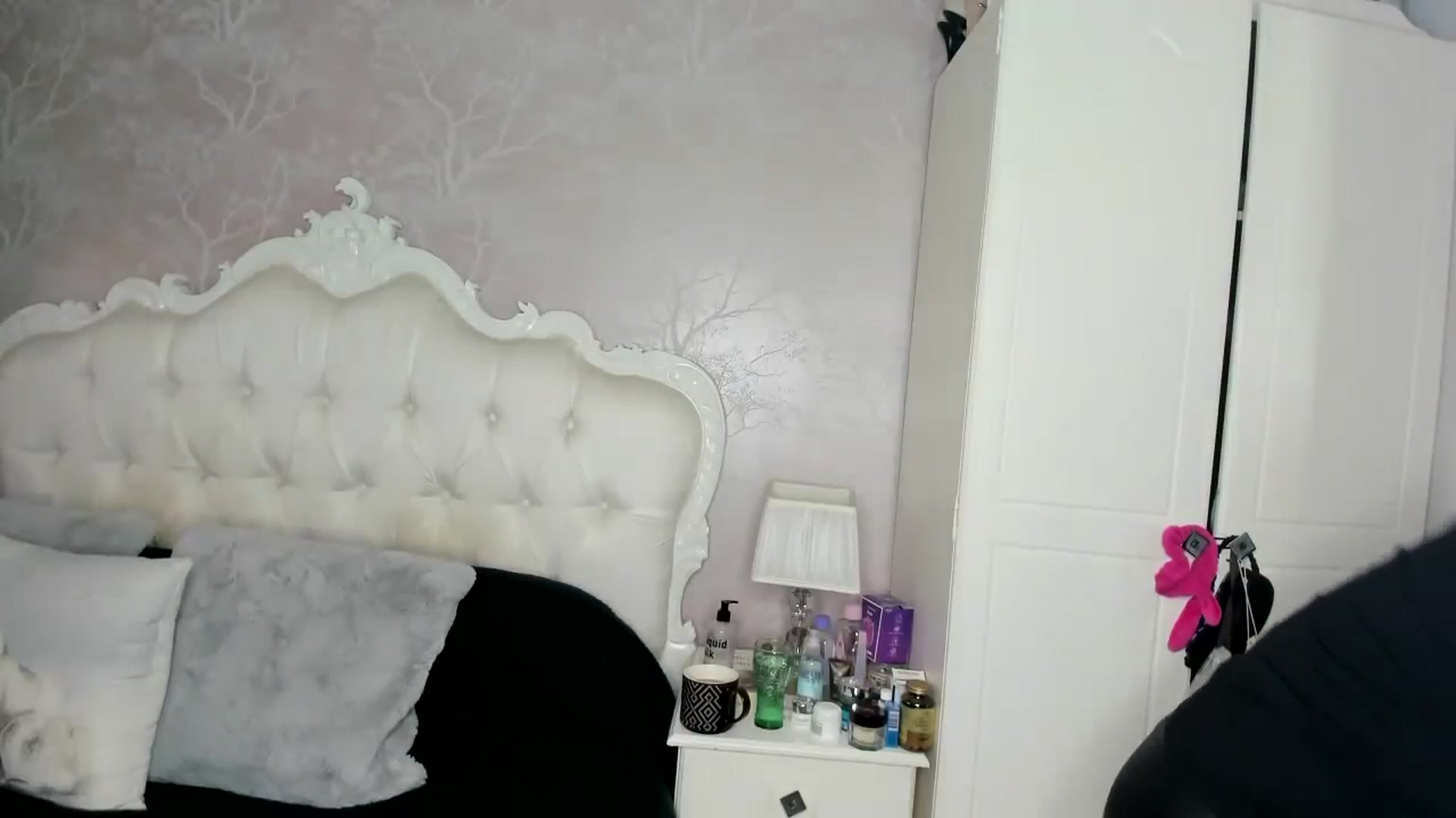 Gallery image thumbnail from Klo35's myfreecams stream on, 01/28/2024, 17:08 image 2 of 20