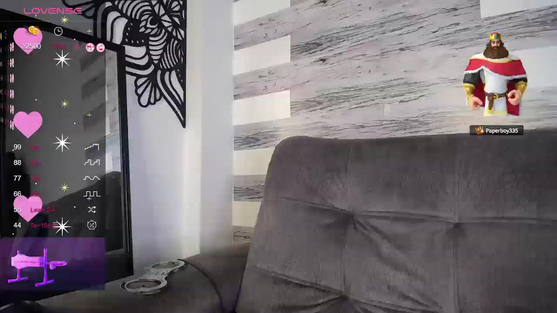 Gallery image thumbnail from Kloeh's myfreecams stream on, 11/28/2023, 05:09 image 15 of 20