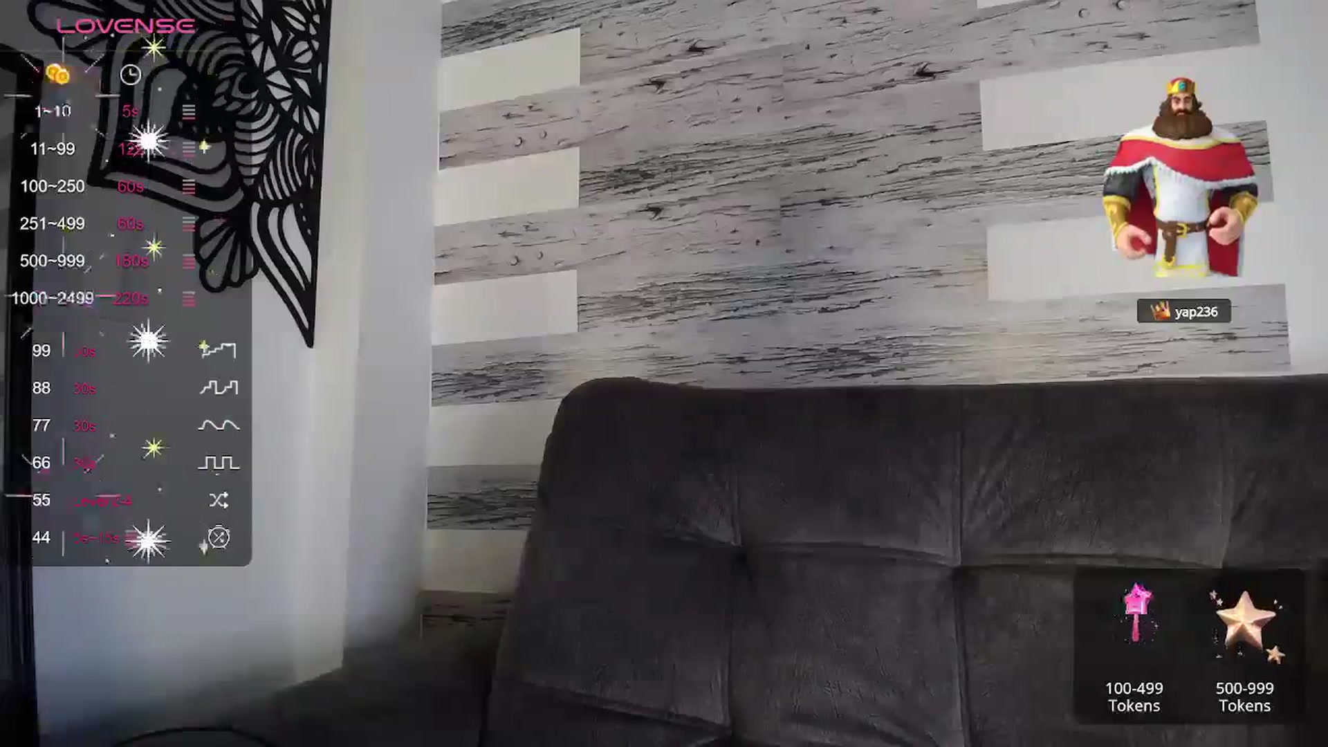 Gallery image thumbnail from Kloeh's myfreecams stream on, 12/12/2023, 05:37 image 13 of 20