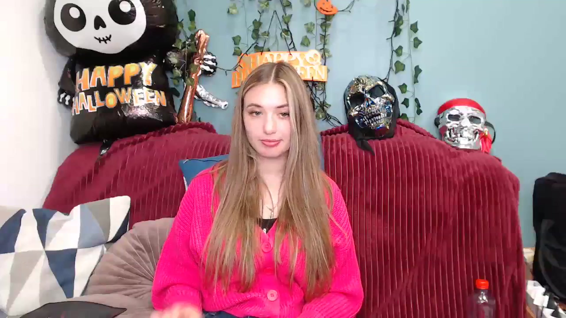 Gallery image thumbnail from Klorisse's myfreecams stream on, 10/19/2023, 14:44 image 20 of 20