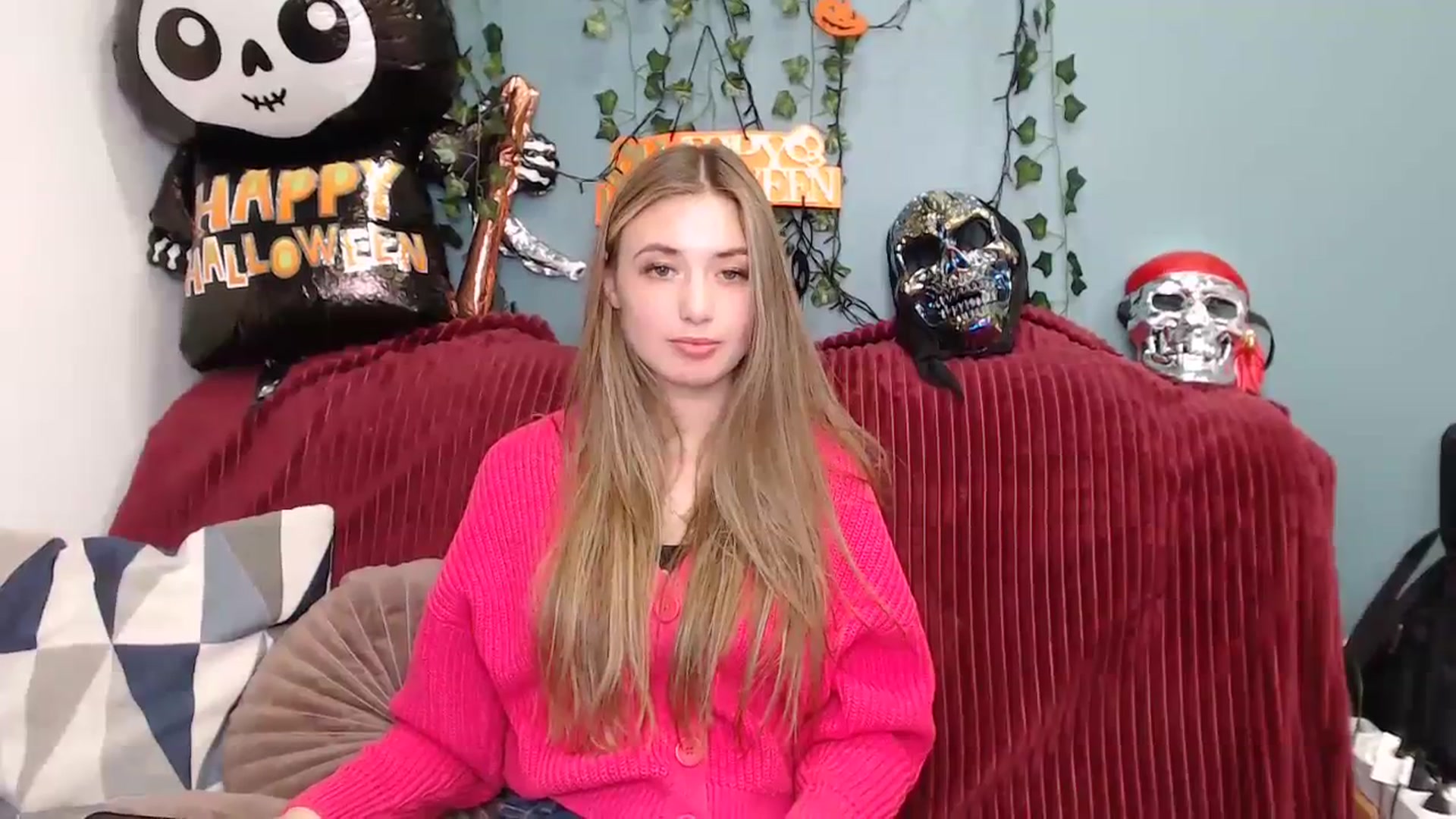 Gallery image thumbnail from Klorisse's myfreecams stream on, 10/19/2023, 14:44 image 5 of 20