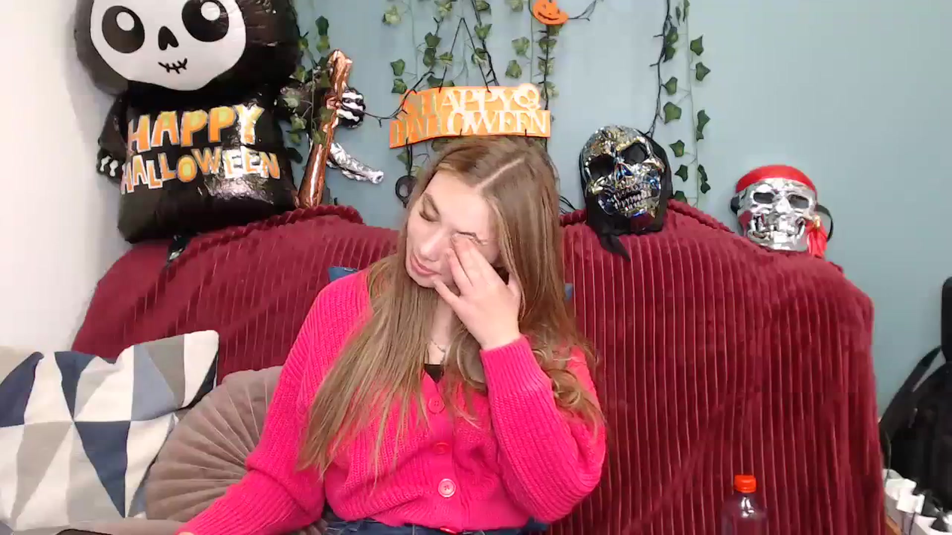 Gallery image thumbnail from Klorisse's myfreecams stream on, 10/19/2023, 14:44 image 18 of 20