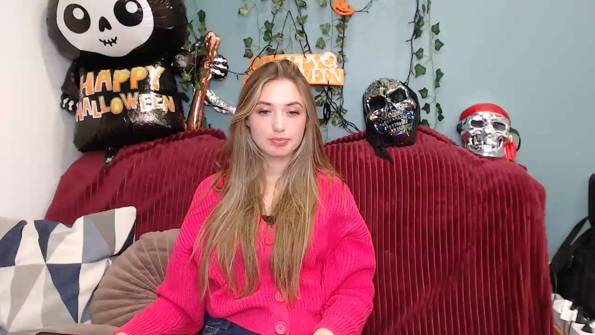 Gallery image thumbnail from Klorisse's myfreecams stream on, 10/19/2023, 14:44 image 2 of 20