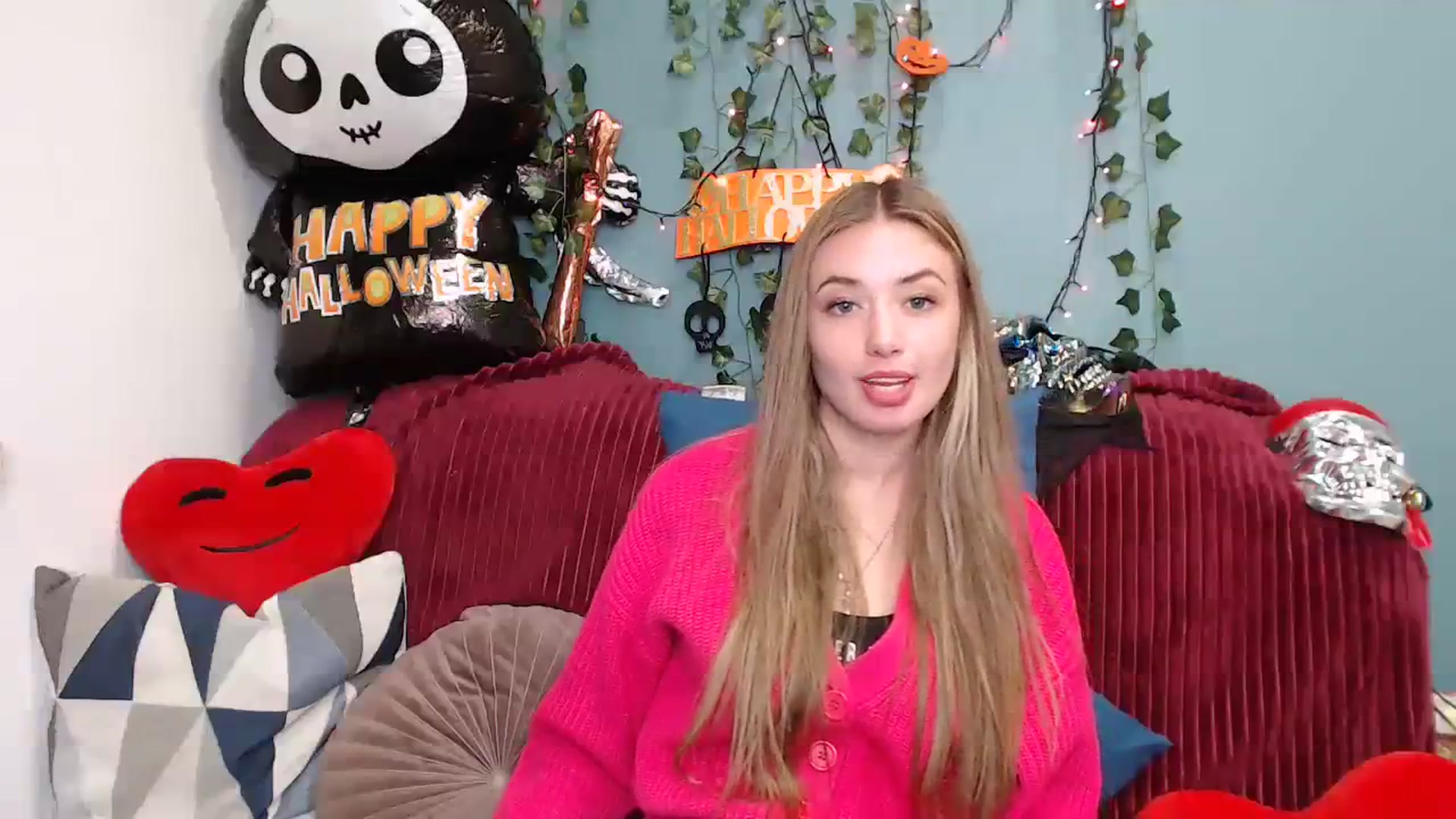 Gallery image thumbnail from Klorisse's myfreecams stream on, 10/19/2023, 16:57 image 18 of 20