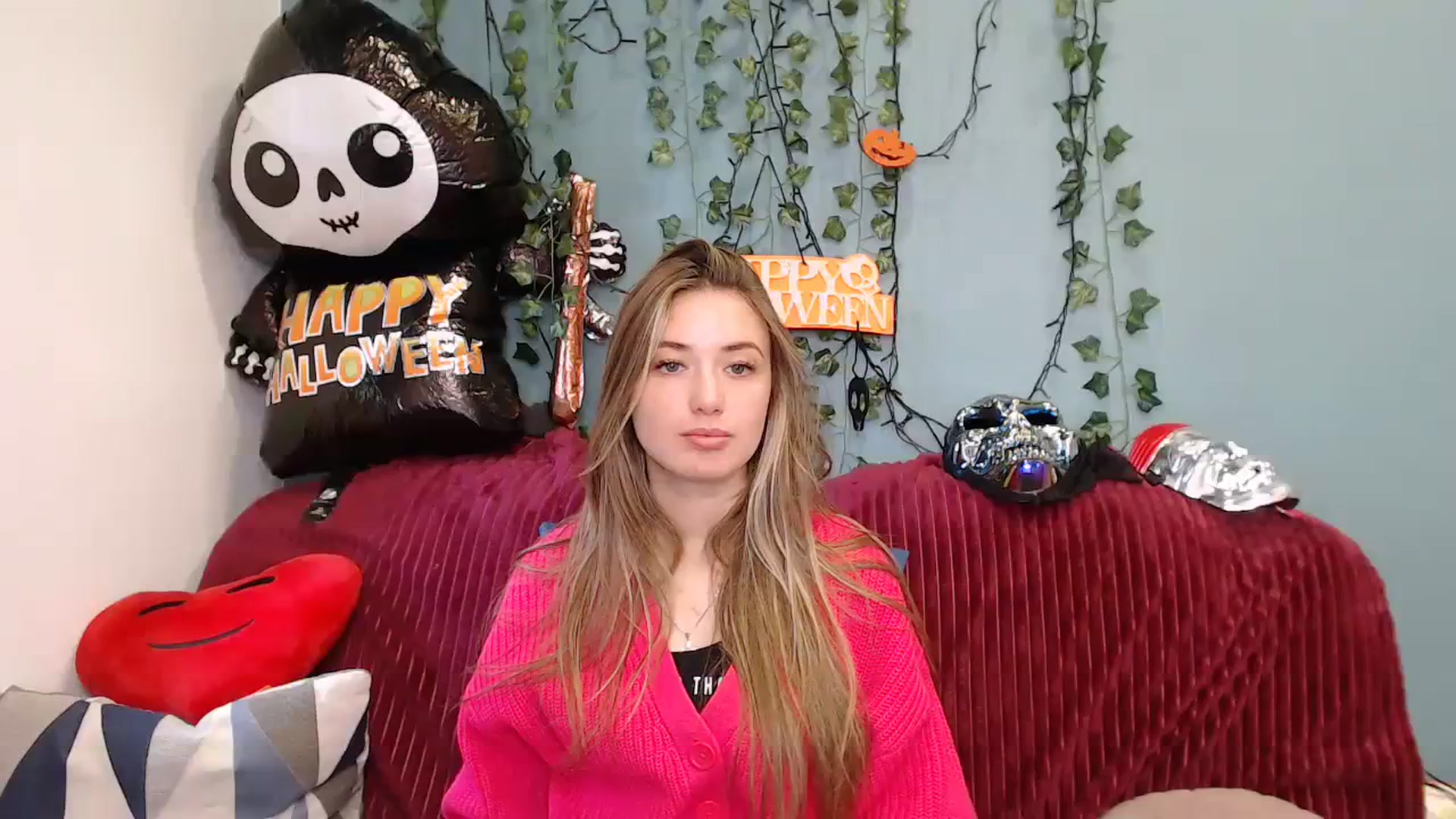 Gallery image thumbnail from Klorisse's myfreecams stream on, 10/20/2023, 09:34 image 1 of 20