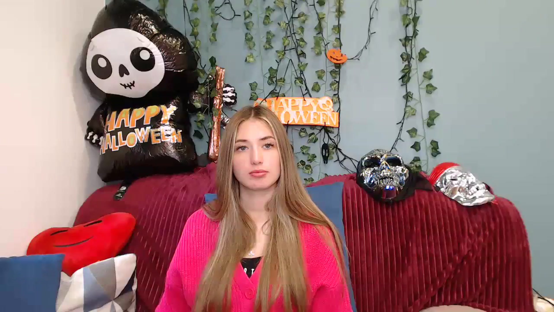 Gallery image thumbnail from Klorisse's myfreecams stream on, 10/20/2023, 11:00 image 7 of 20