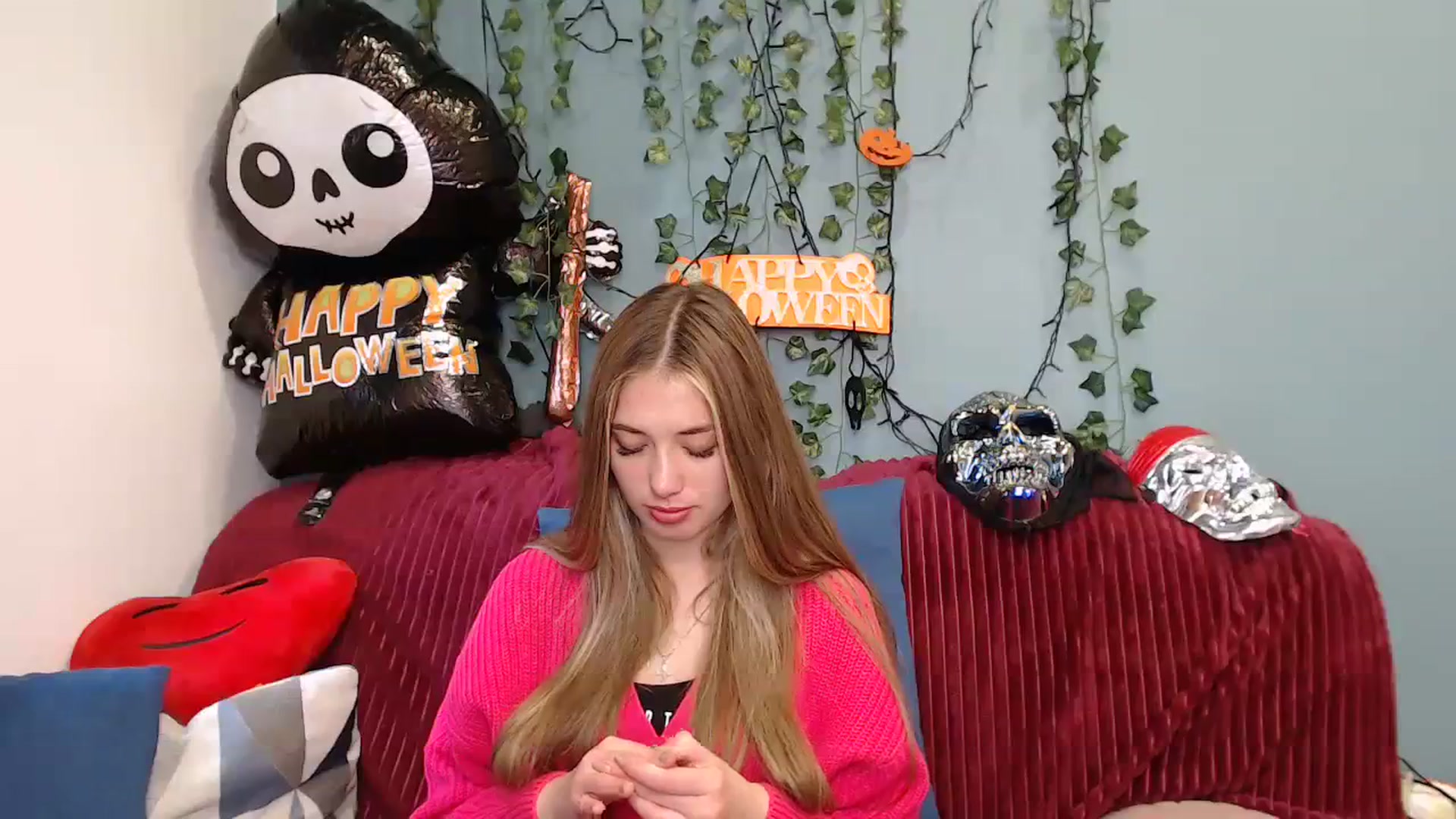 Gallery image thumbnail from Klorisse's myfreecams stream on, 10/20/2023, 11:00 image 6 of 20