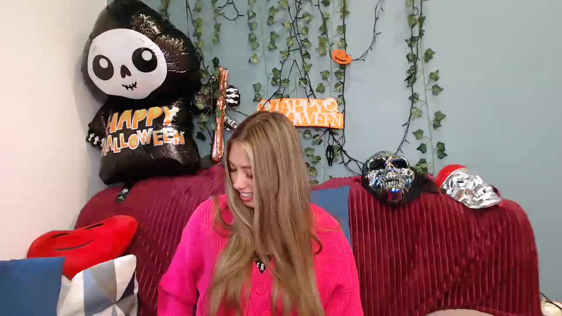 Gallery image thumbnail from Klorisse's myfreecams stream on, 10/20/2023, 11:00 image 13 of 20