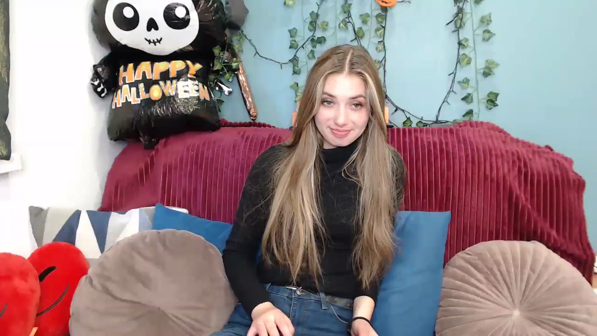 Gallery image thumbnail from Klorisse's myfreecams stream on, 10/24/2023, 12:50 image 3 of 20