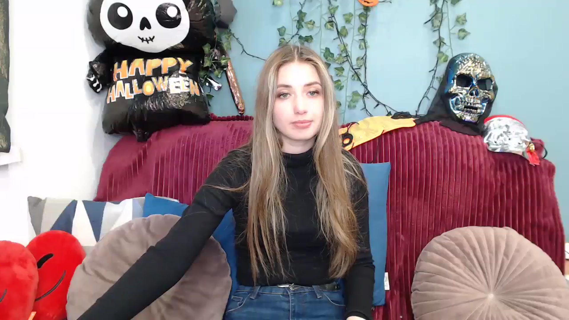 Gallery image thumbnail from Klorisse's myfreecams stream on, 10/24/2023, 12:50 image 1 of 20