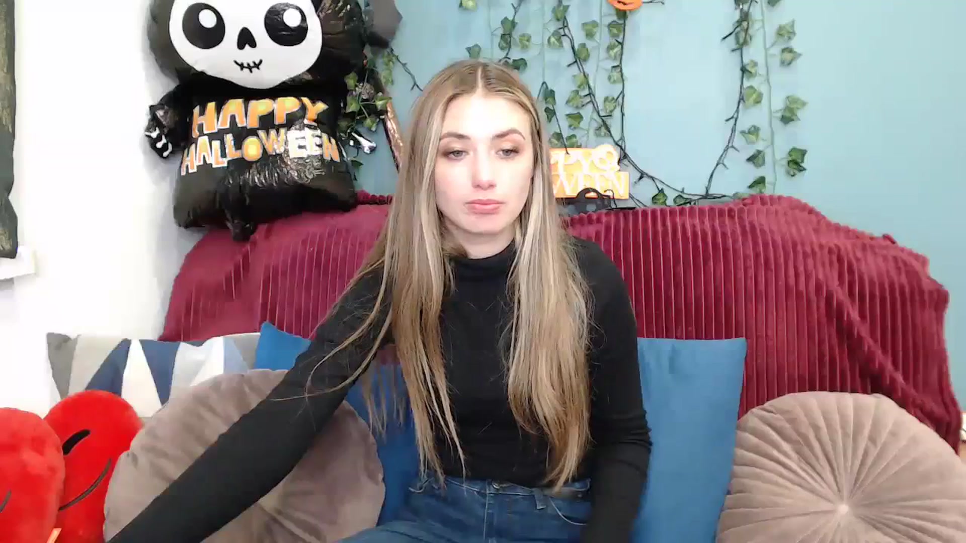 Gallery image thumbnail from Klorisse's myfreecams stream on, 10/24/2023, 12:50 image 13 of 20