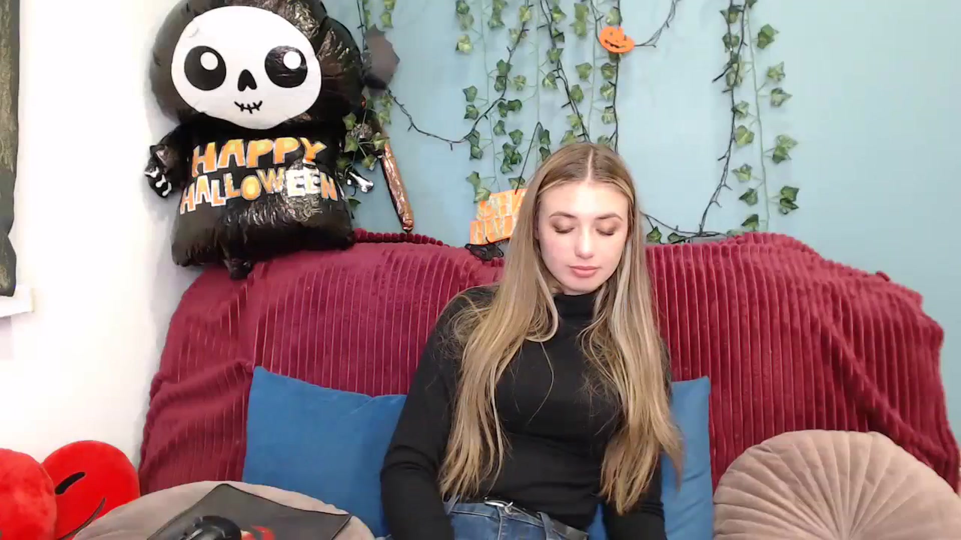 Gallery image thumbnail from Klorisse's myfreecams stream on, 10/24/2023, 12:50 image 20 of 20