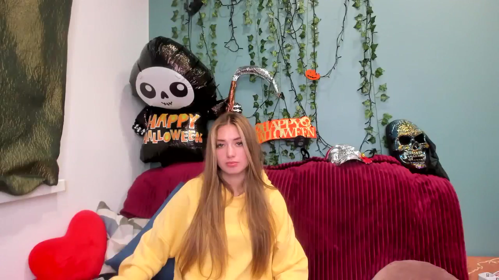 Gallery image thumbnail from Klorisse's myfreecams stream on, 10/26/2023, 13:19 image 20 of 20