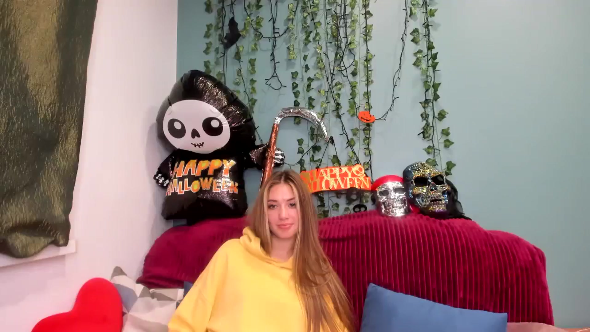 Gallery image thumbnail from Klorisse's myfreecams stream on, 10/26/2023, 17:09 image 20 of 20