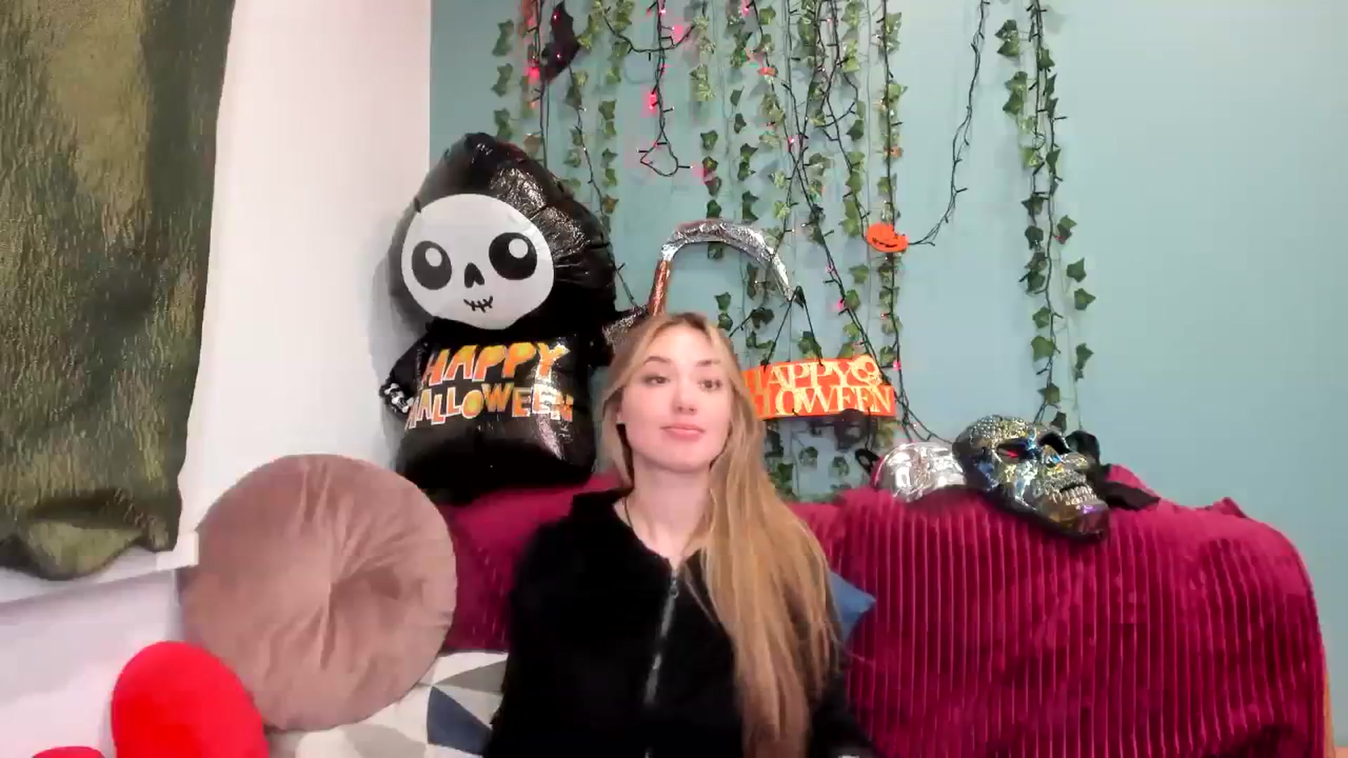 Gallery image thumbnail from Klorisse's myfreecams stream on, 10/27/2023, 15:46 image 7 of 20