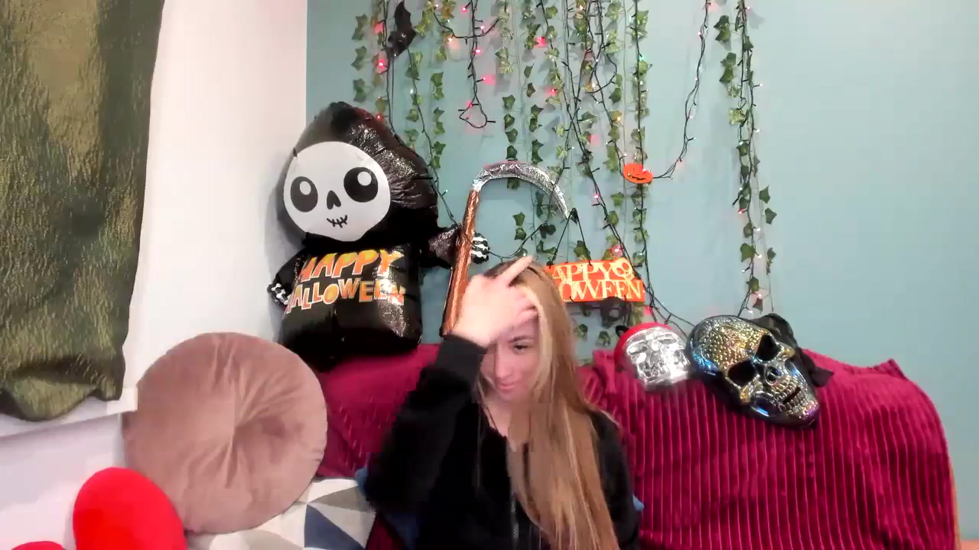 Gallery image thumbnail from Klorisse's myfreecams stream on, 10/27/2023, 16:56 image 7 of 20