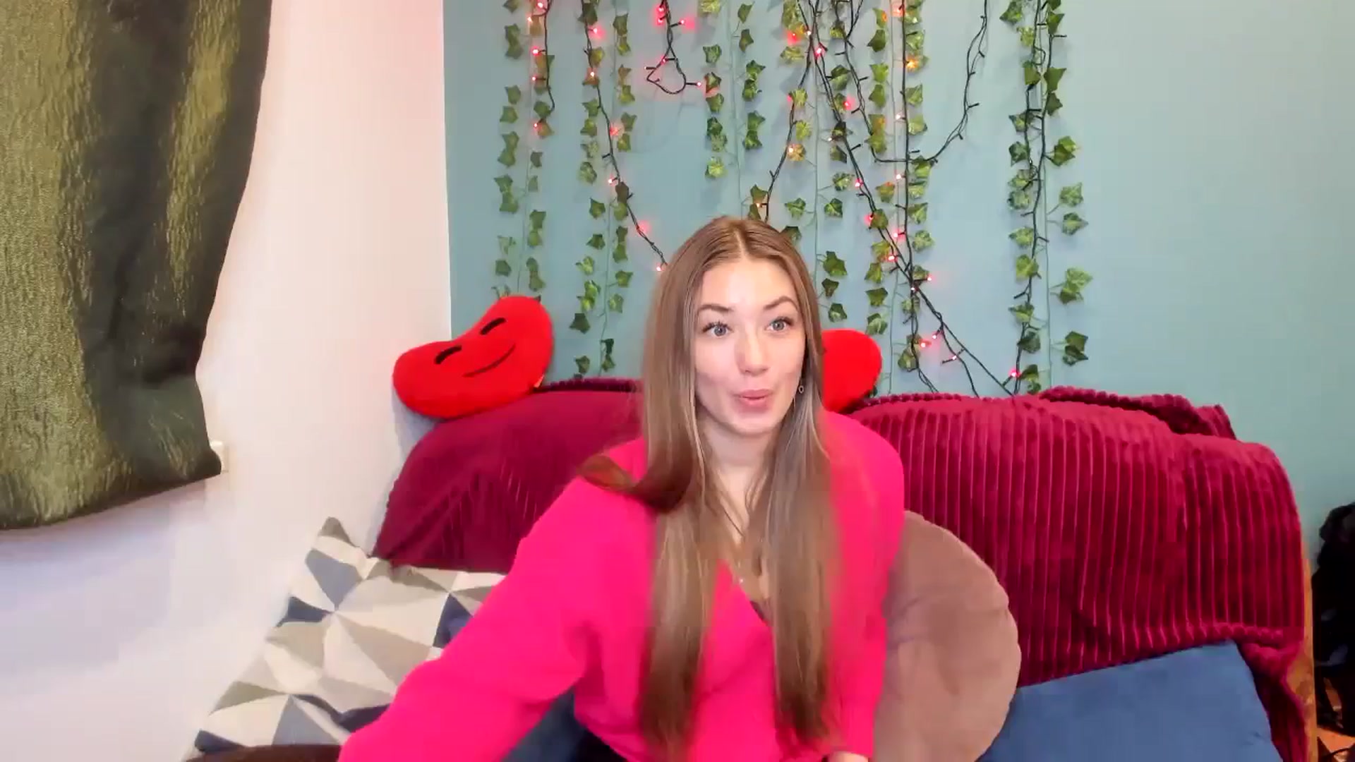 Gallery image thumbnail from Klorisse's myfreecams stream on, 11/06/2023, 14:37 image 2 of 20