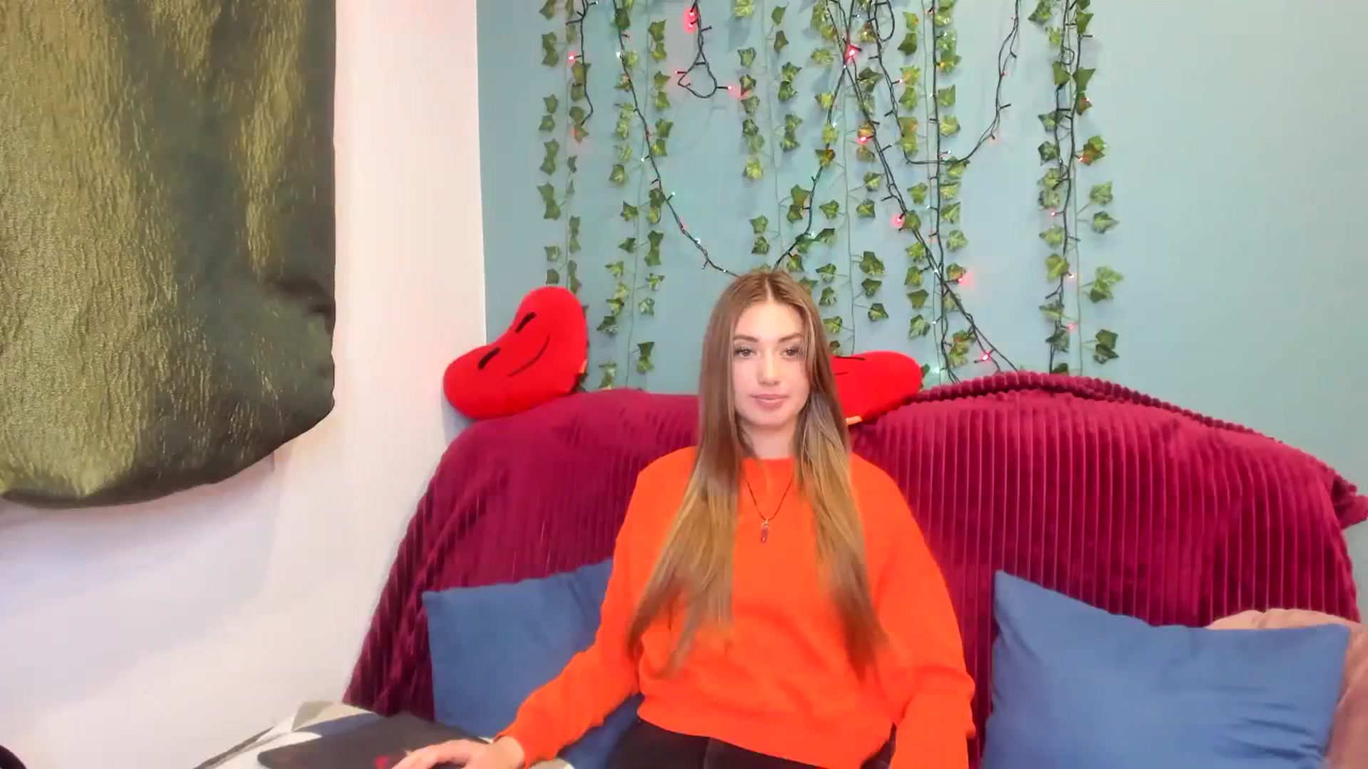 Gallery image thumbnail from Klorisse's myfreecams stream on, 11/14/2023, 14:57 image 11 of 20