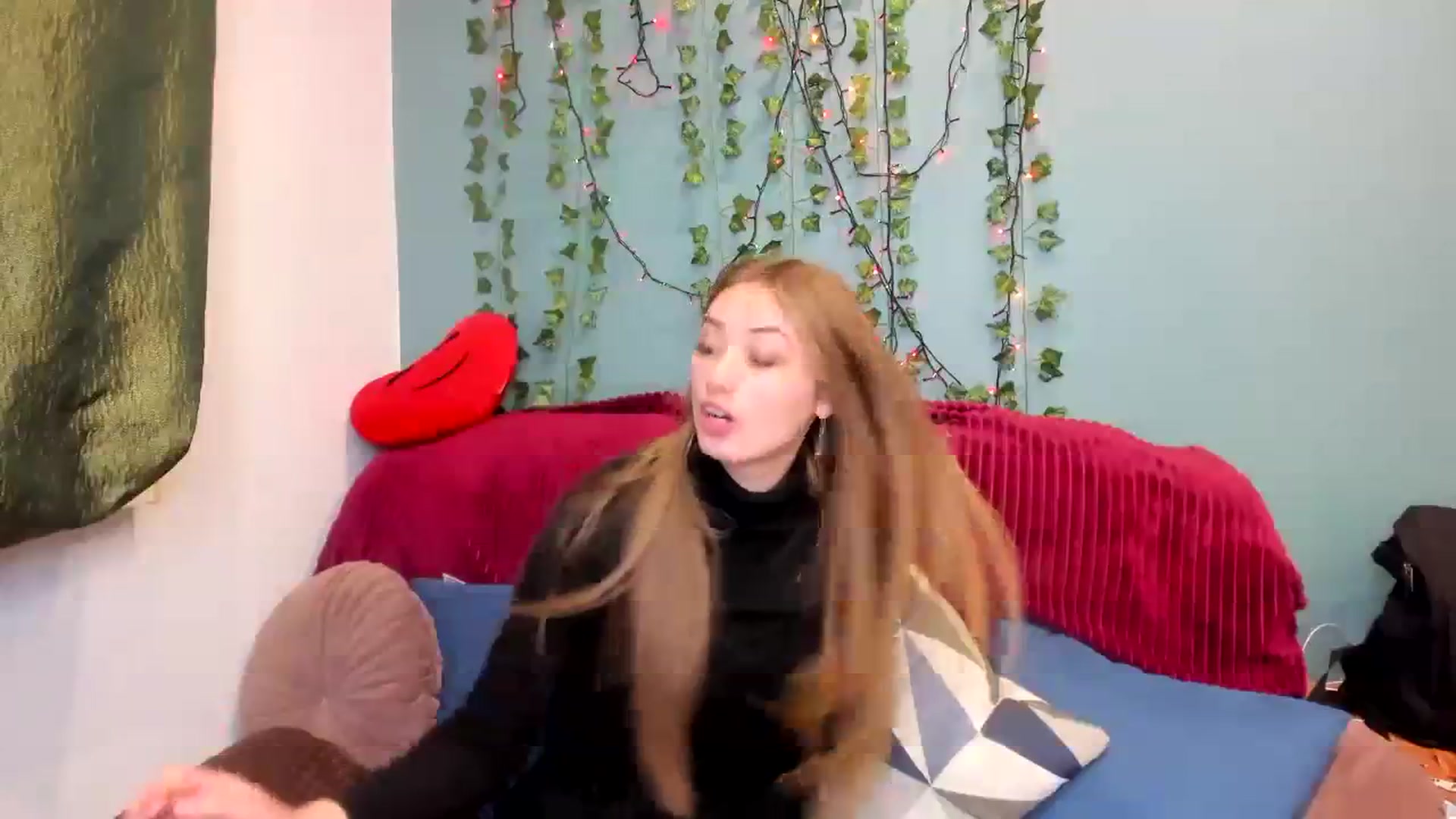 Gallery image thumbnail from Klorisse's myfreecams stream on, 11/16/2023, 13:58 image 20 of 20
