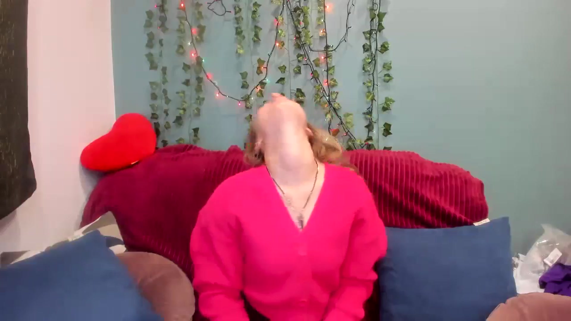 Gallery image thumbnail from Klorisse's myfreecams stream on, 11/30/2023, 13:45 image 2 of 20