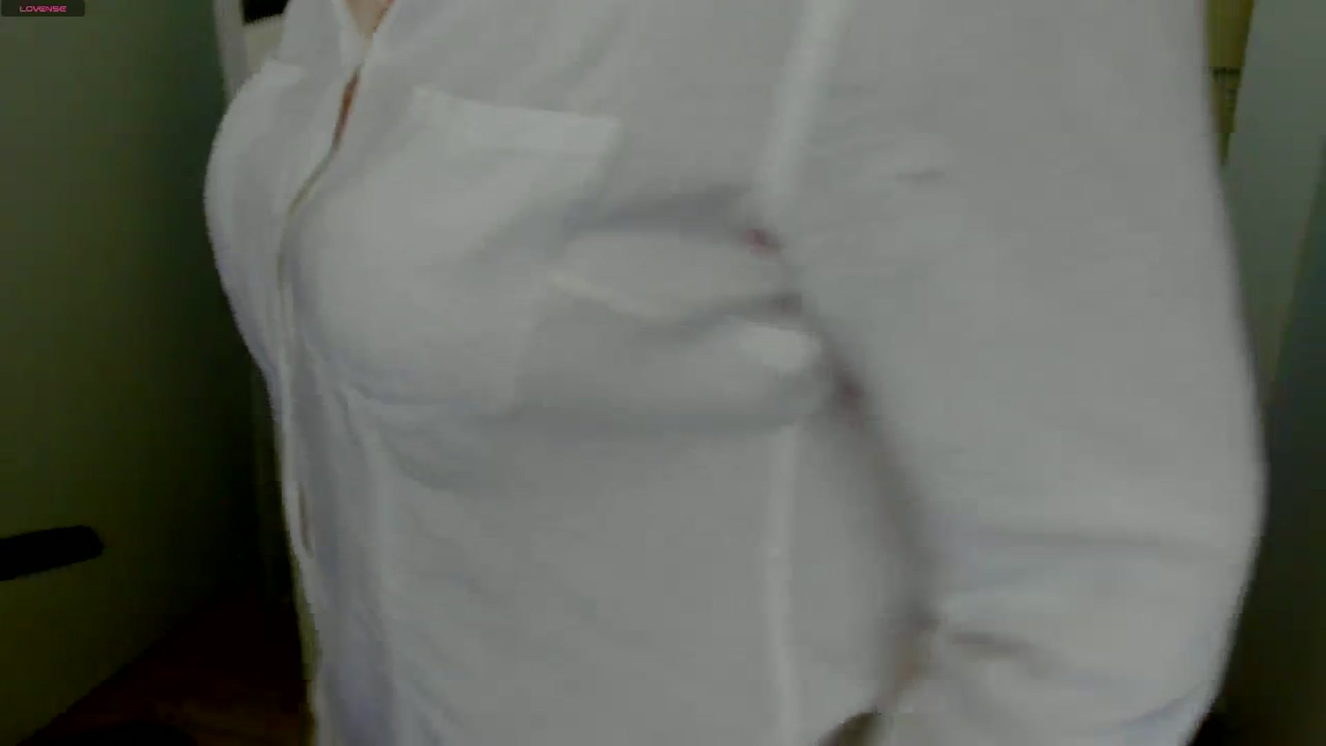 Gallery image thumbnail from Klover_Misi's myfreecams stream on, 12/31/2024, 12:49 image 19 of 20