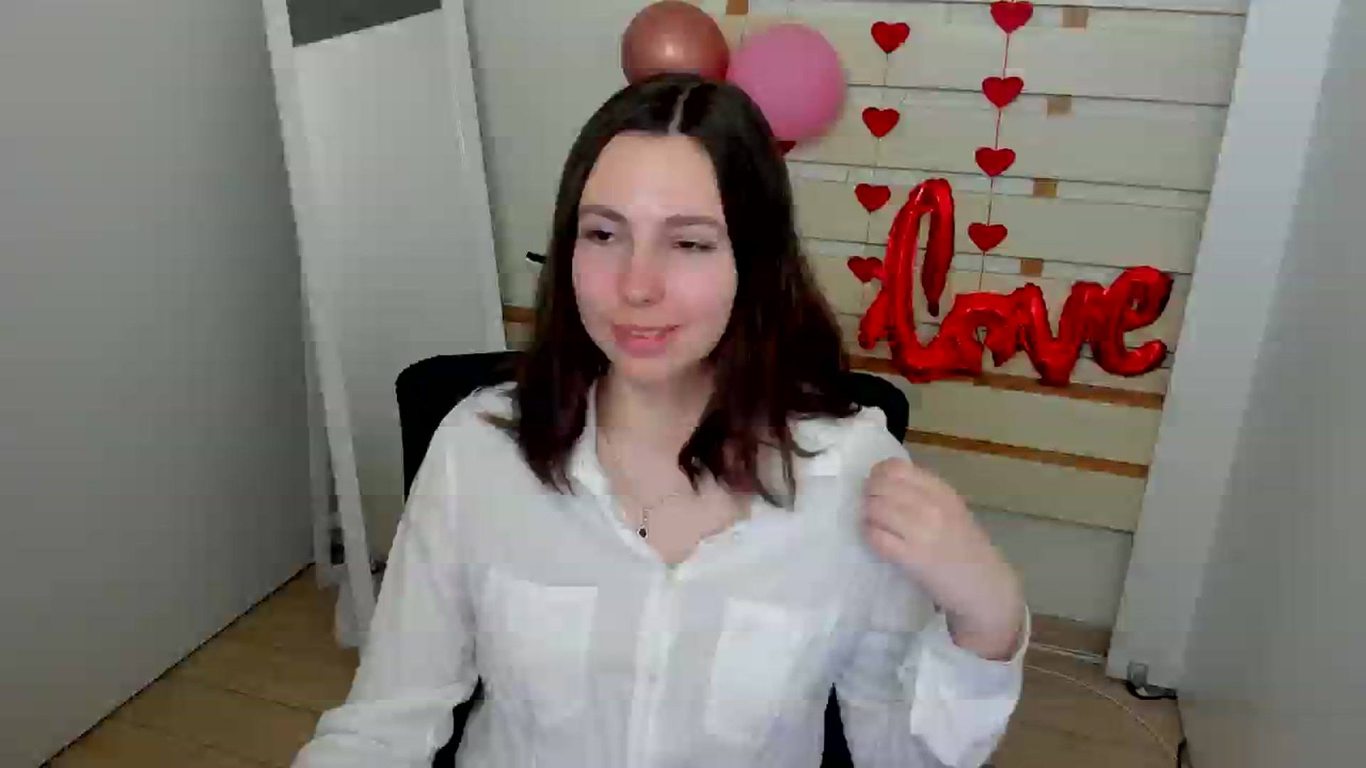 Gallery image thumbnail from Klover_Misi's myfreecams stream on, 03/23/2025, 12:36 image 4 of 20