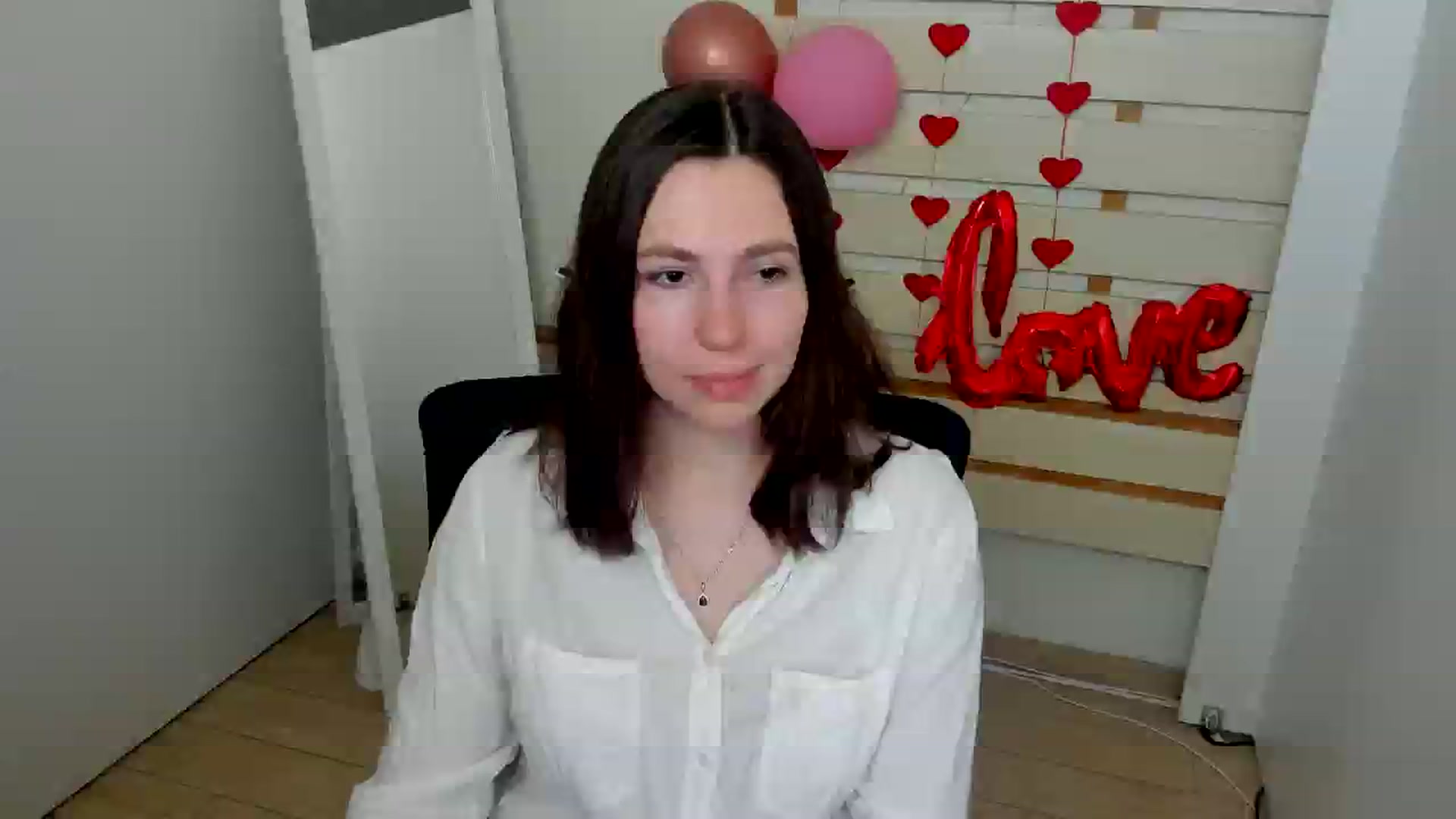 Gallery image thumbnail from Klover_Misi's myfreecams stream on, 03/23/2025, 12:36 image 9 of 20