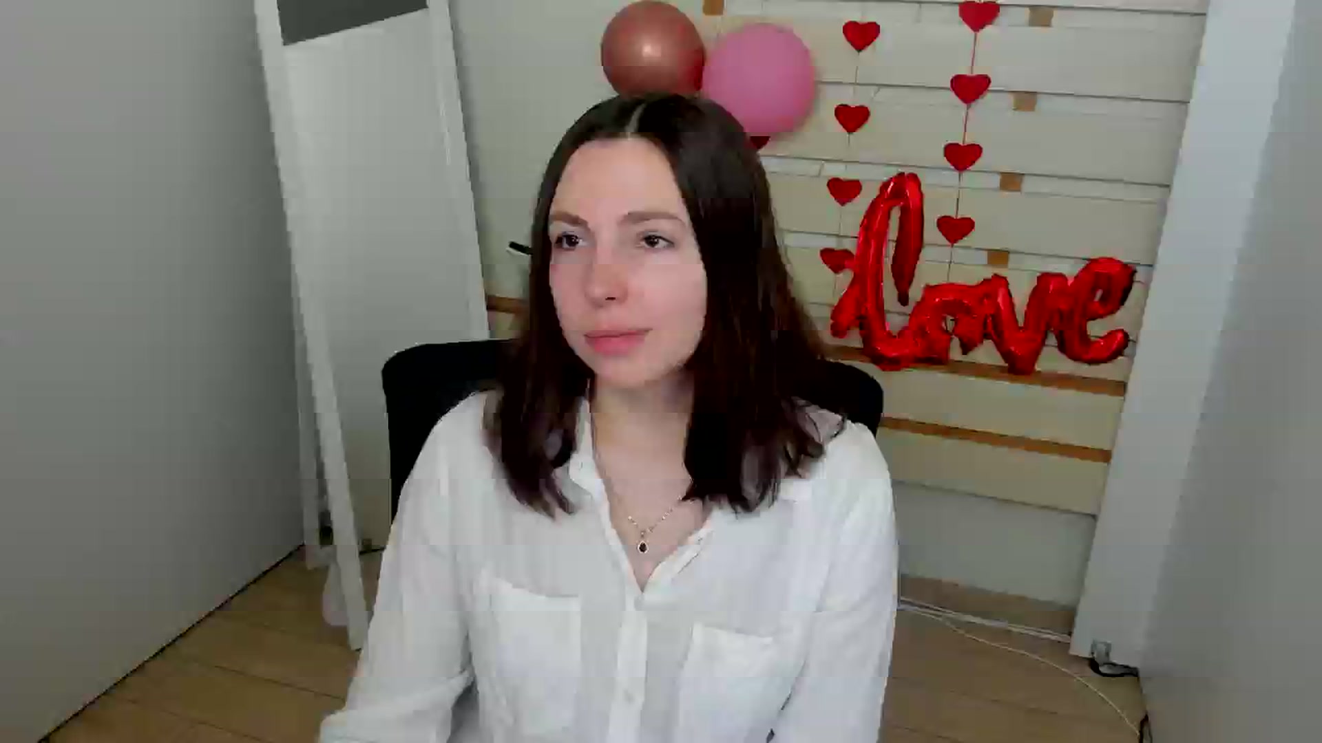 Gallery image thumbnail from Klover_Misi's myfreecams stream on, 03/23/2025, 12:36 image 20 of 20
