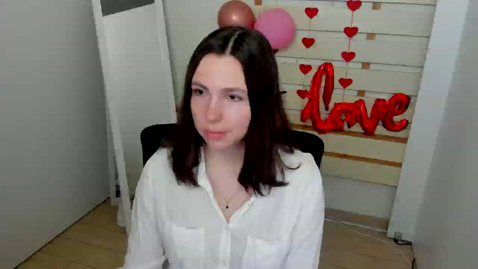 Gallery image thumbnail from Klover_Misi's myfreecams stream on, 03/23/2025, 12:36 image 13 of 20