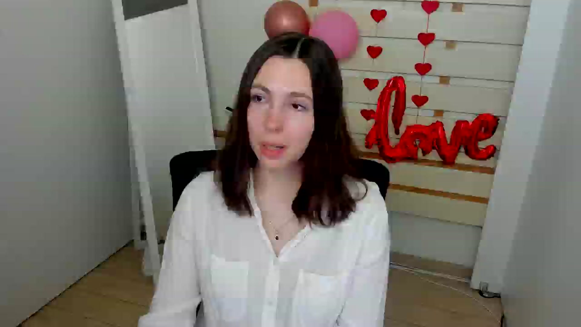 Gallery image thumbnail from Klover_Misi's myfreecams stream on, 03/23/2025, 12:36 image 18 of 20