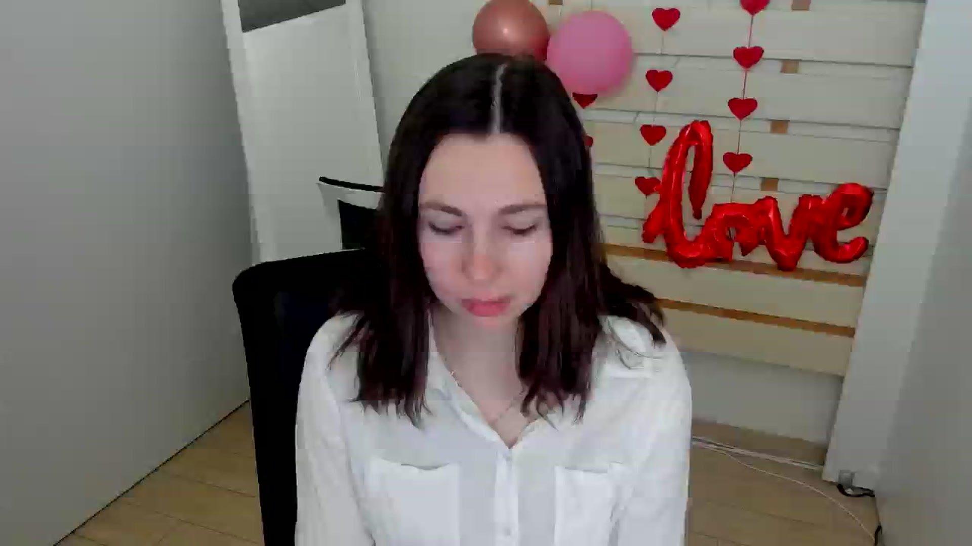 Gallery image thumbnail from Klover_Misi's myfreecams stream on, 03/23/2025, 14:40 image 6 of 20
