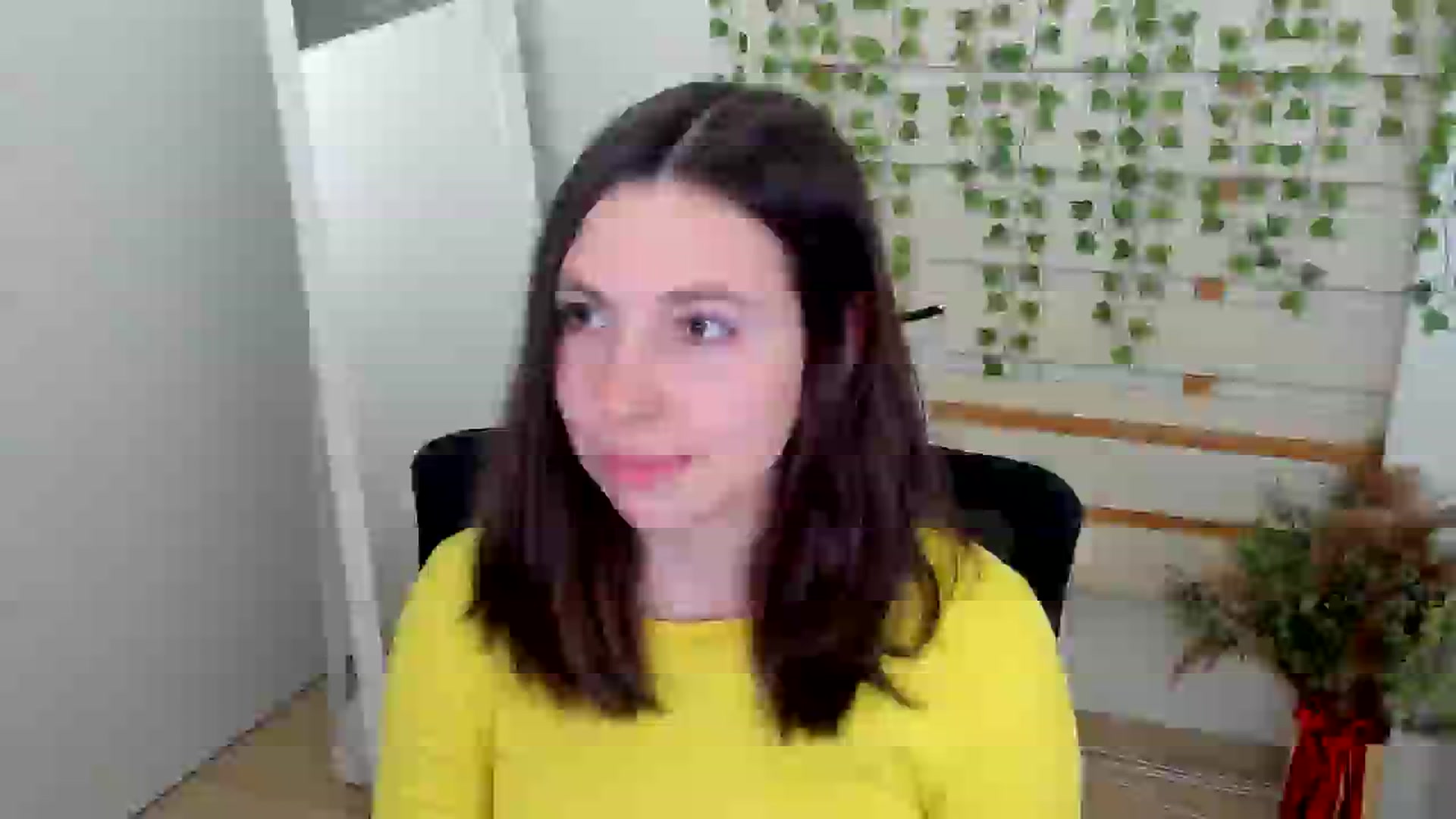 Gallery image thumbnail from Klover_Misi's myfreecams stream on, 04/21/2025, 14:25 image 2 of 20