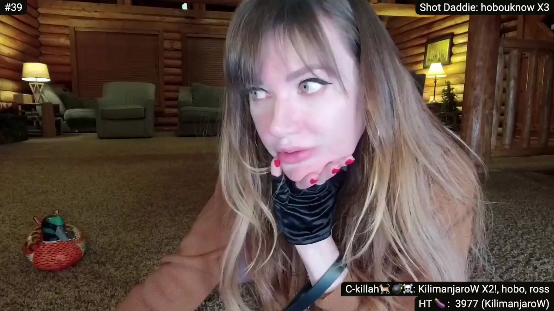 Gallery image thumbnail from KlutzyKline's myfreecams stream on, 03/31/2024, 10:16 image 15 of 20