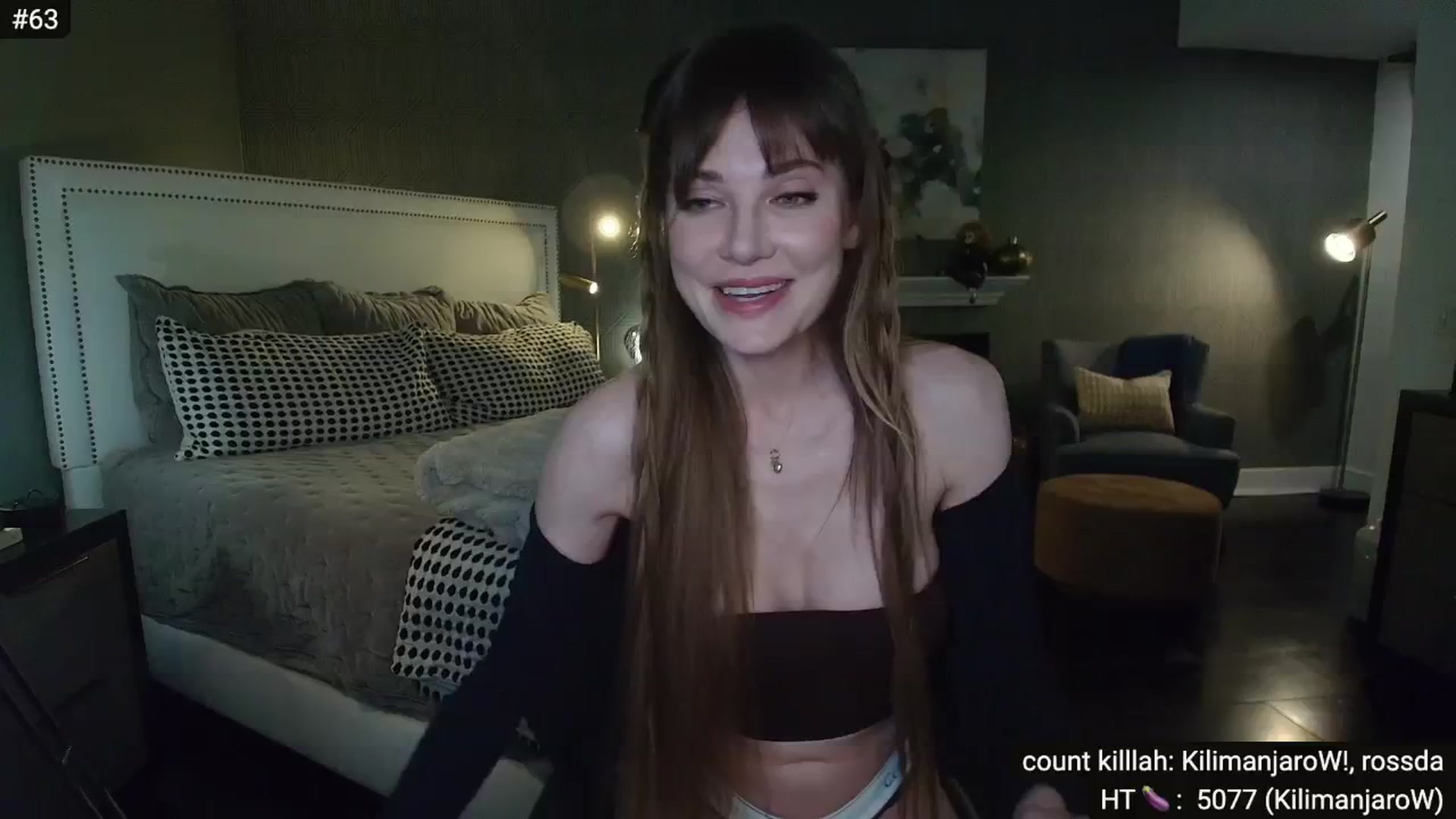Gallery image thumbnail from KlutzyKline's myfreecams stream on, 04/17/2024, 07:27 image 20 of 20