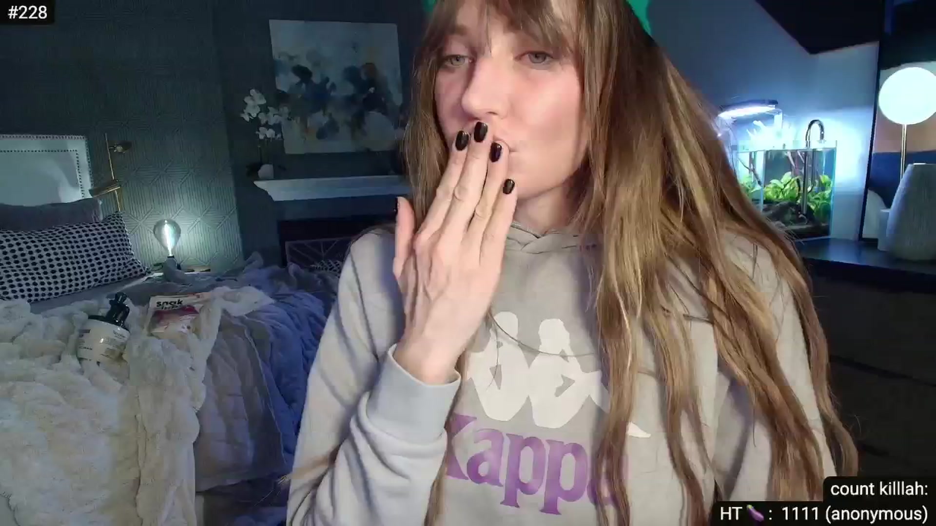 Gallery image thumbnail from KlutzyKline's myfreecams stream on, 05/06/2024, 10:40 image 2 of 20