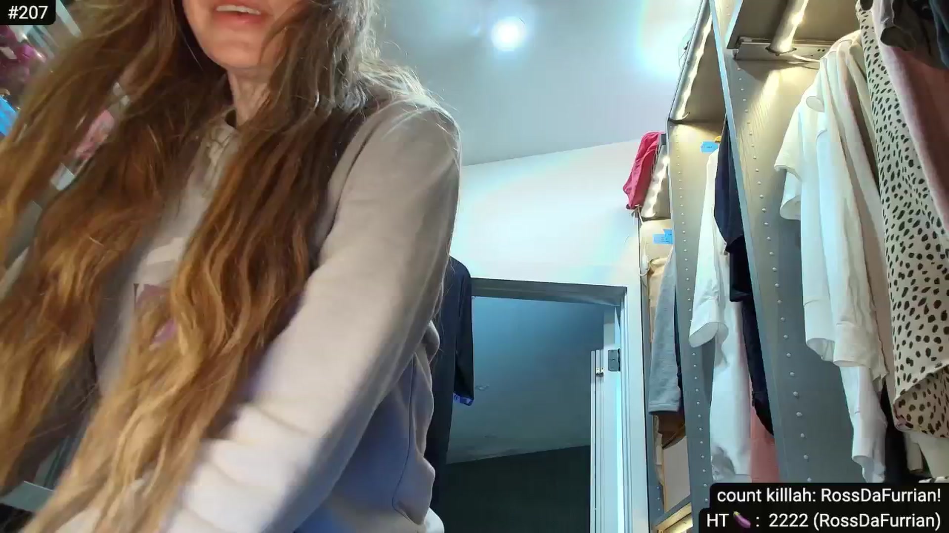 Gallery image thumbnail from KlutzyKline's myfreecams stream on, 05/06/2024, 10:40 image 17 of 20