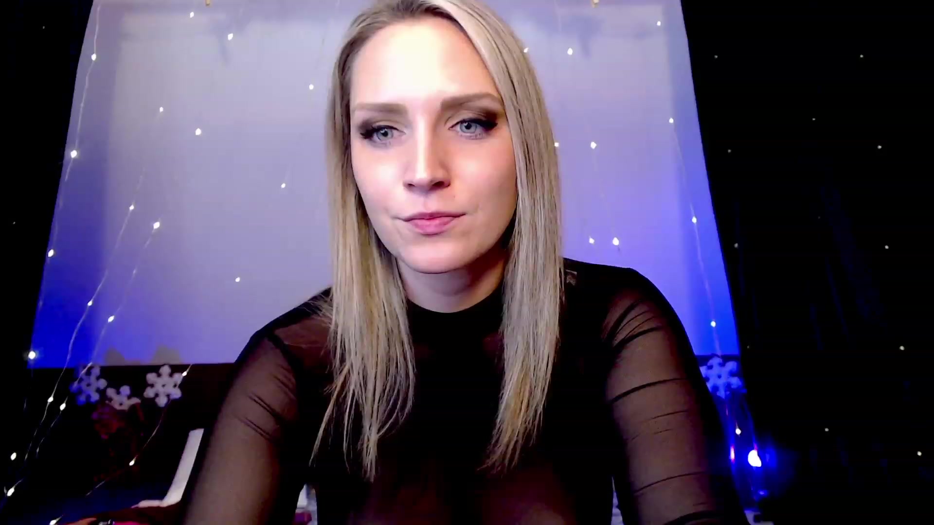 Gallery image thumbnail from Knaughtia's myfreecams stream on, 12/28/2022, 17:56 image 2 of 20