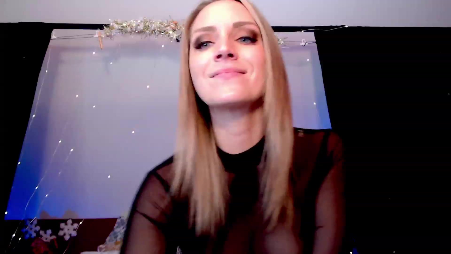 Gallery image thumbnail from Knaughtia's myfreecams stream on, 12/28/2022, 17:56 image 19 of 20