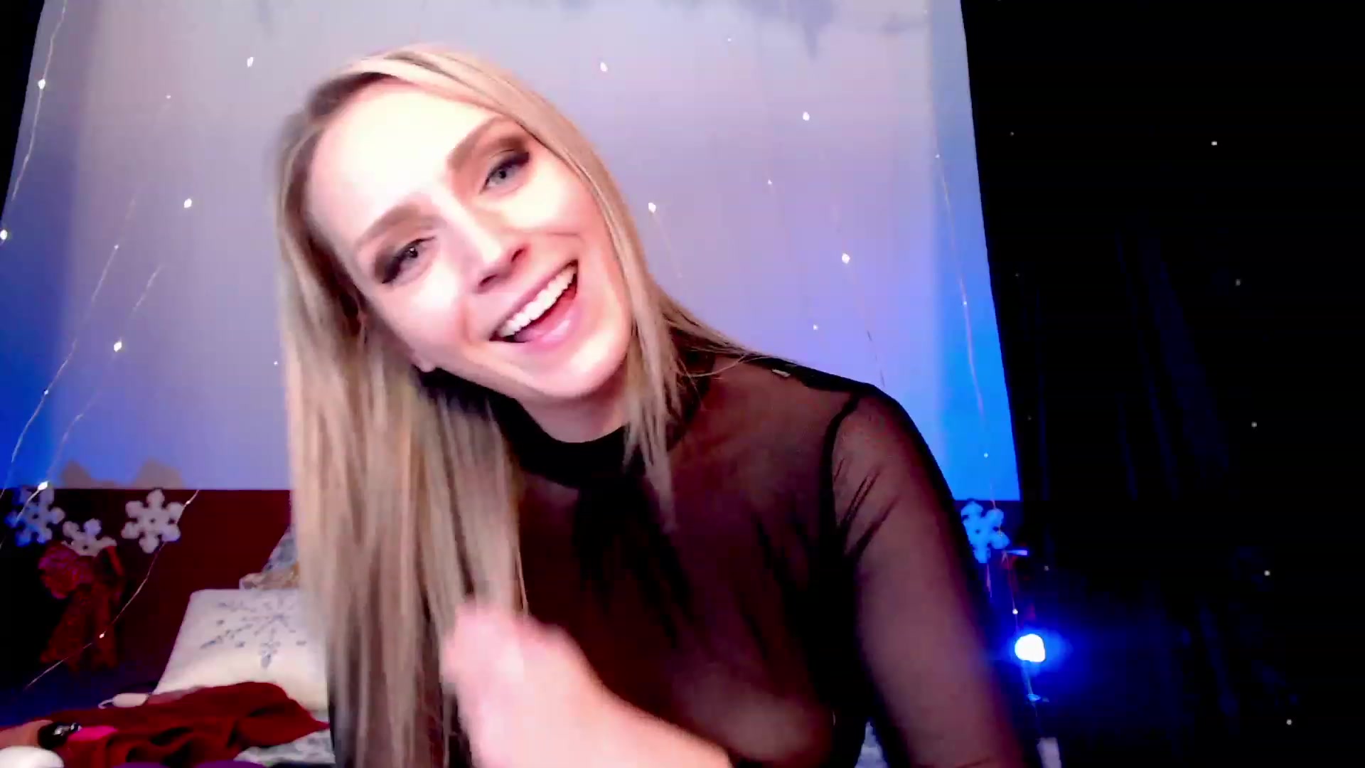 Gallery image thumbnail from Knaughtia's myfreecams stream on, 12/28/2022, 19:07 image 8 of 20