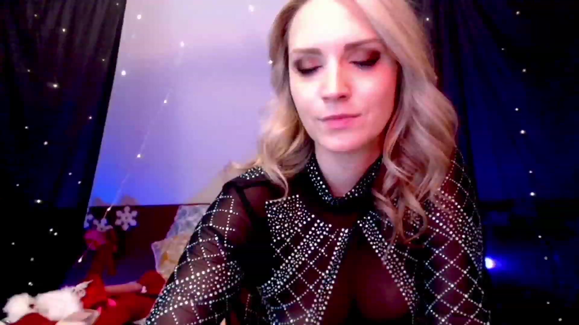 Gallery image thumbnail from Knaughtia's myfreecams stream on, 12/30/2022, 18:24 image 10 of 20