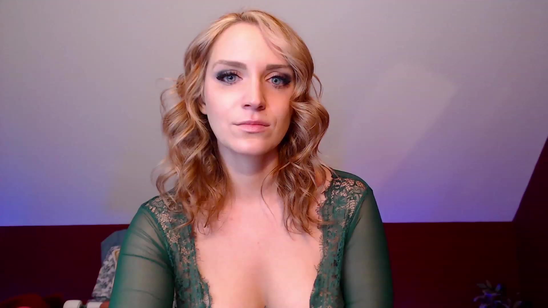 Gallery image thumbnail from Knaughtia's myfreecams stream on, 01/06/2023, 17:23 image 2 of 20