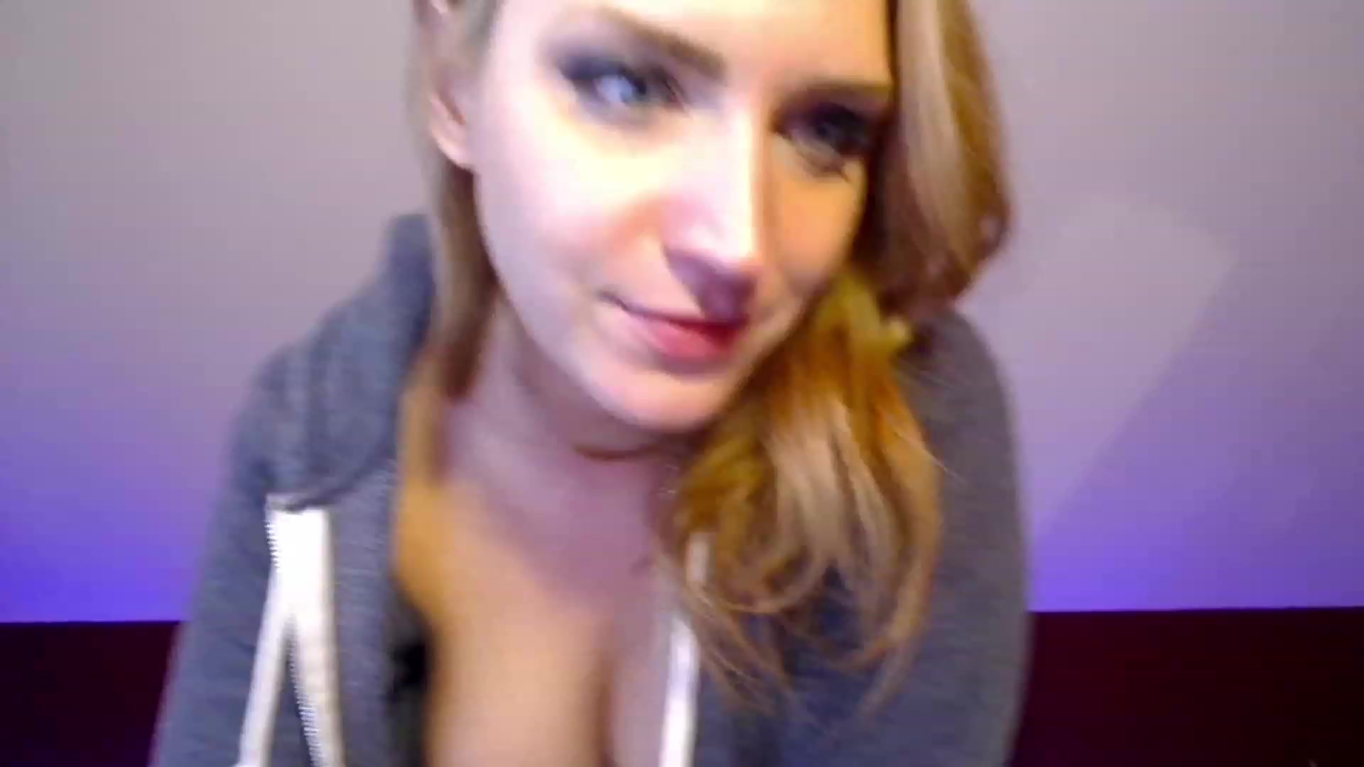 Gallery image thumbnail from Knaughtia's myfreecams stream on, 01/10/2023, 20:32 image 13 of 20