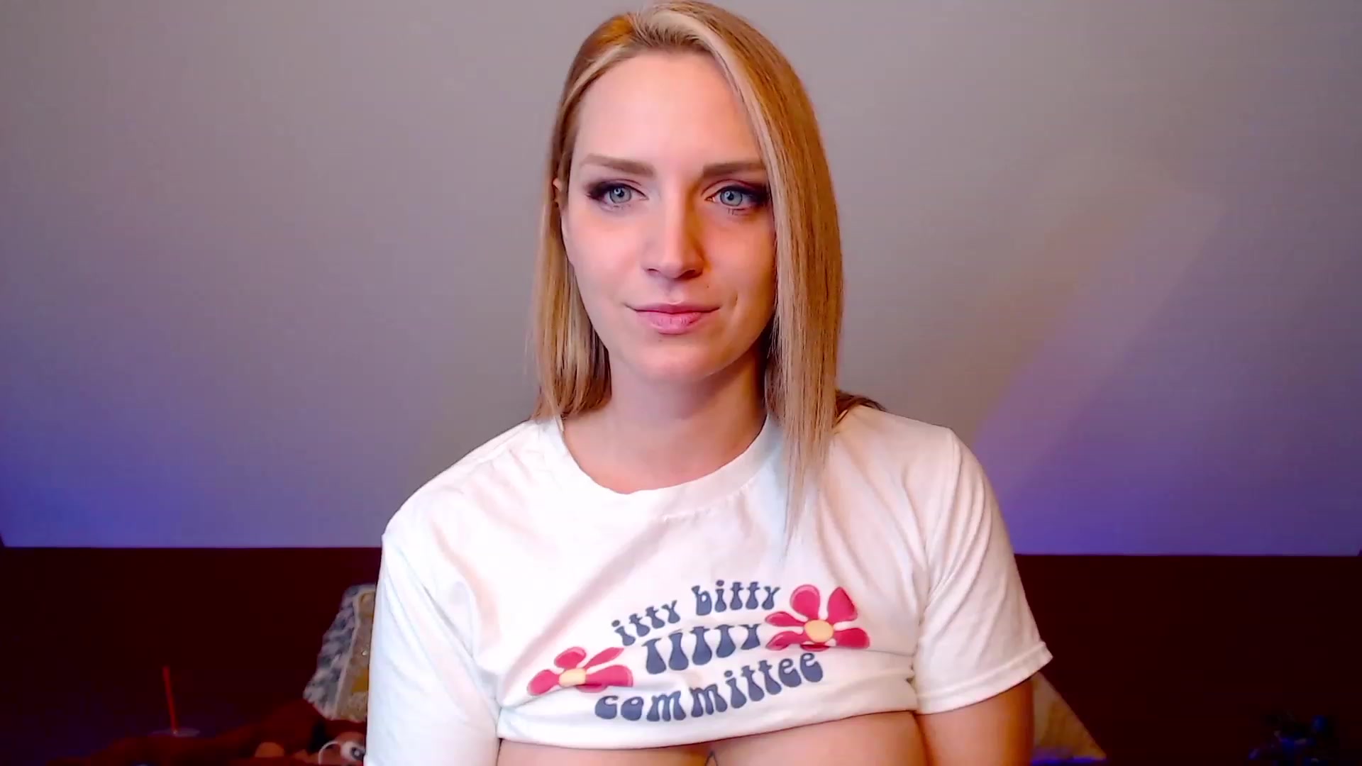 Gallery image thumbnail from Knaughtia's myfreecams stream on, 01/18/2023, 18:45 image 19 of 20