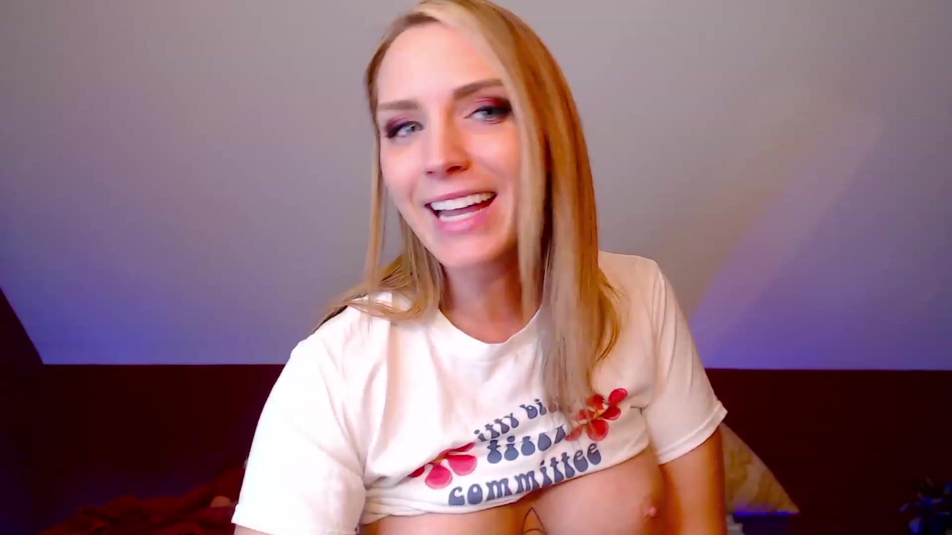 Gallery image thumbnail from Knaughtia's myfreecams stream on, 01/18/2023, 20:01 image 8 of 20