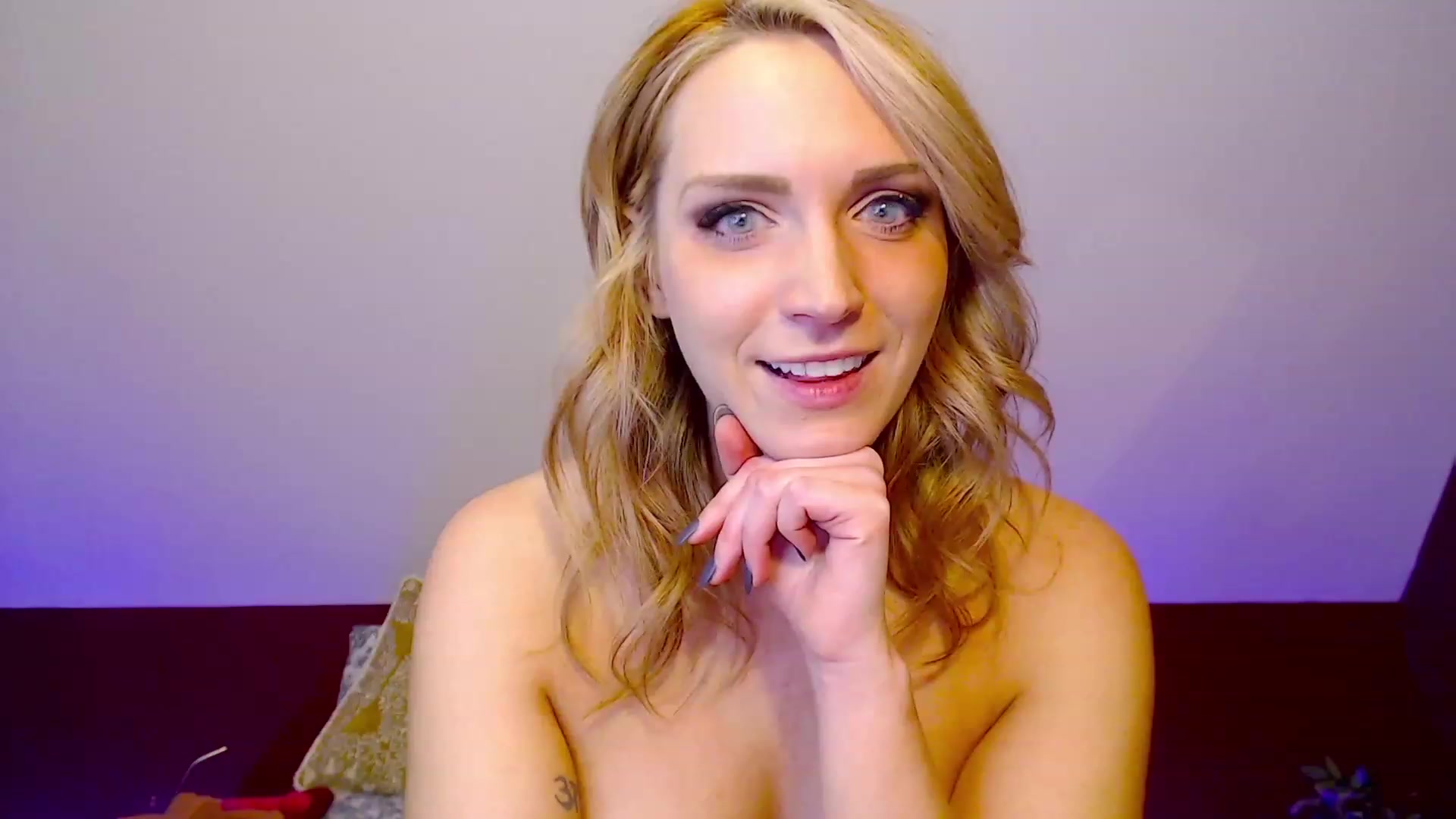 Gallery image thumbnail from Knaughtia's myfreecams stream on, 01/20/2023, 17:50 image 20 of 20