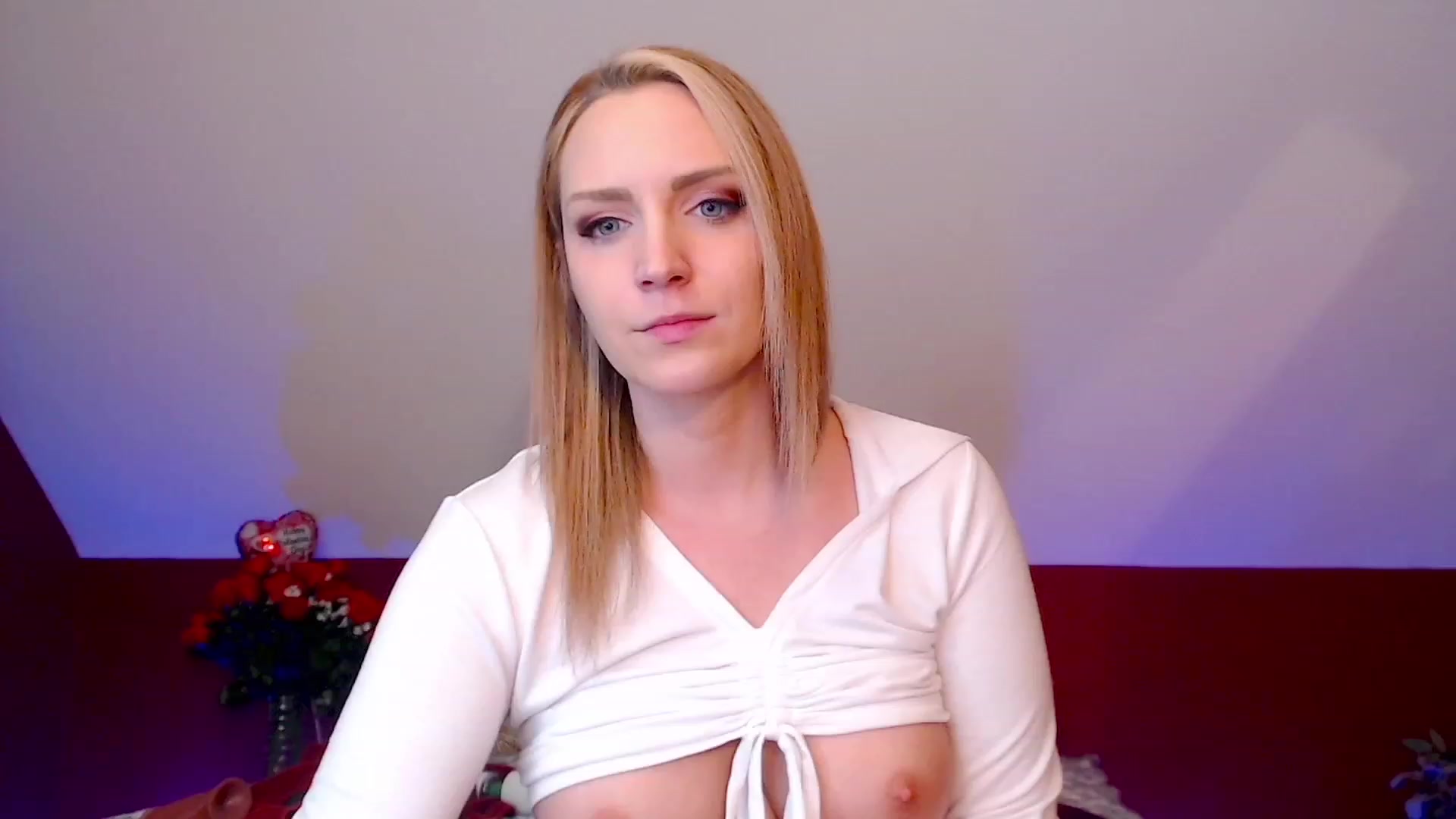 Gallery image thumbnail from Knaughtia's myfreecams stream on, 02/03/2023, 21:34 image 13 of 20