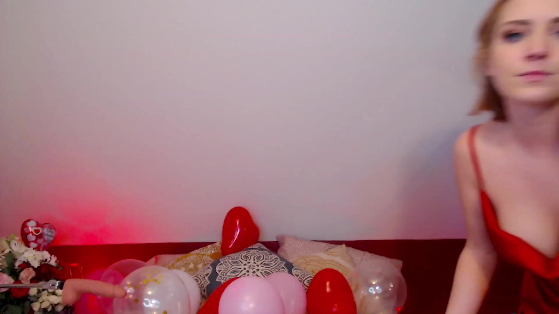 Gallery image thumbnail from Knaughtia's myfreecams stream on, 02/14/2023, 18:02 image 10 of 20