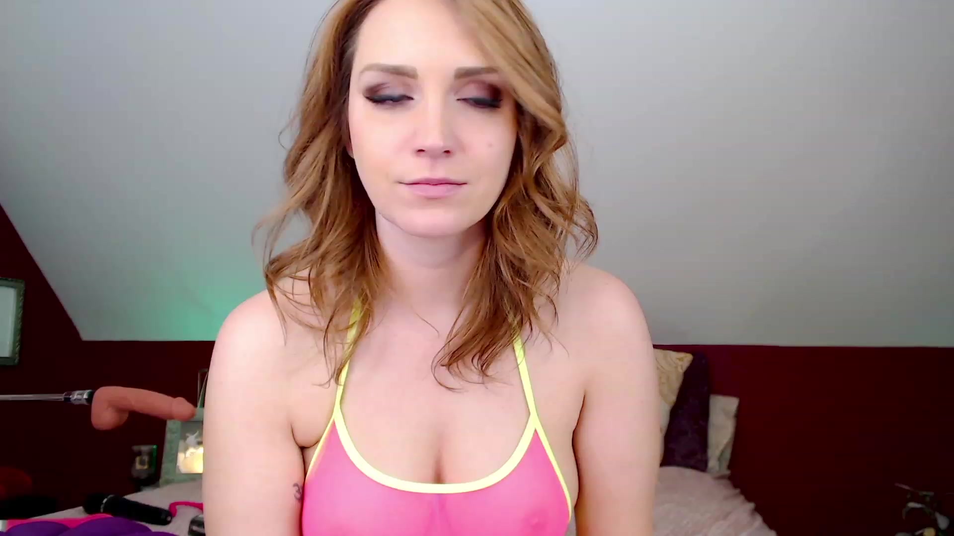 Gallery image thumbnail from Knaughtia's myfreecams stream on, 03/22/2023, 17:19 image 18 of 20
