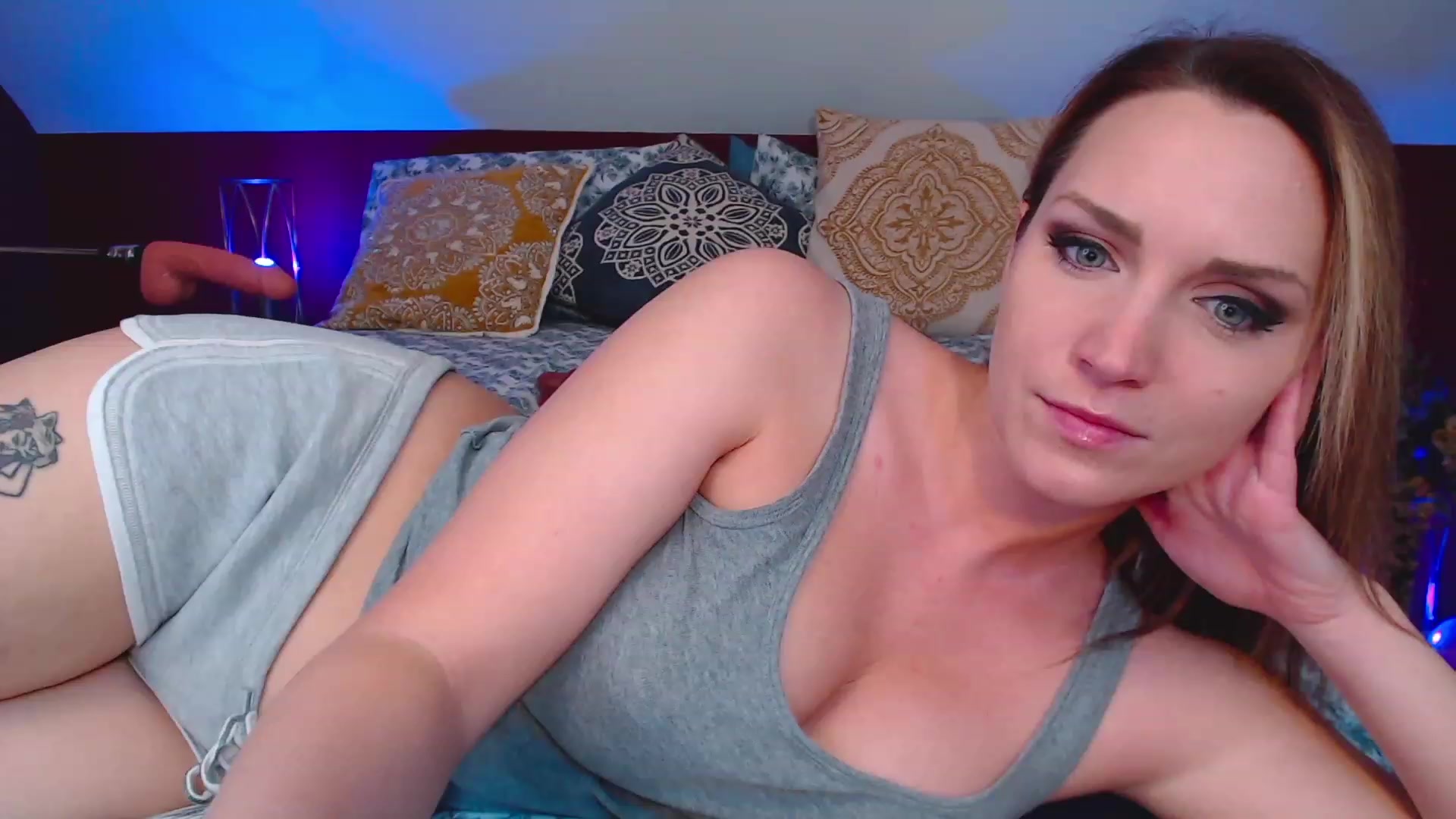 Gallery image thumbnail from Knaughtia's myfreecams stream on, 05/04/2023, 20:19 image 5 of 20